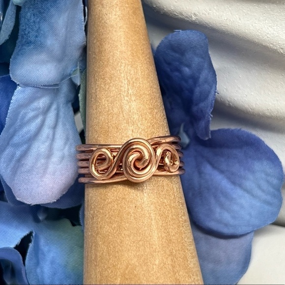 ARTISAN 𝅺Copper Spiral Wire Wrap Ring - Picture 1 of 13